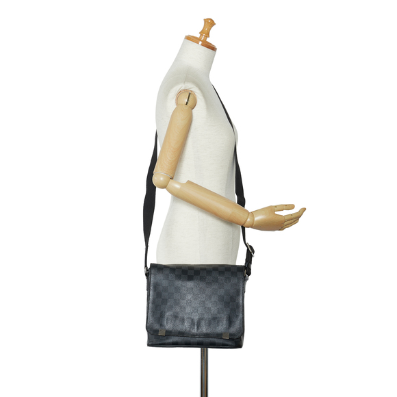 Pre-Loved Louis Vuitton Damier Graphite District PM - Picture 12 of 12